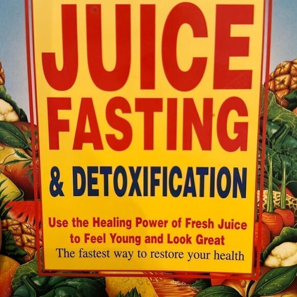 Cookbook Paperback Juice Fasting & Detoxification Meyerowitz - Picture 4 of 10